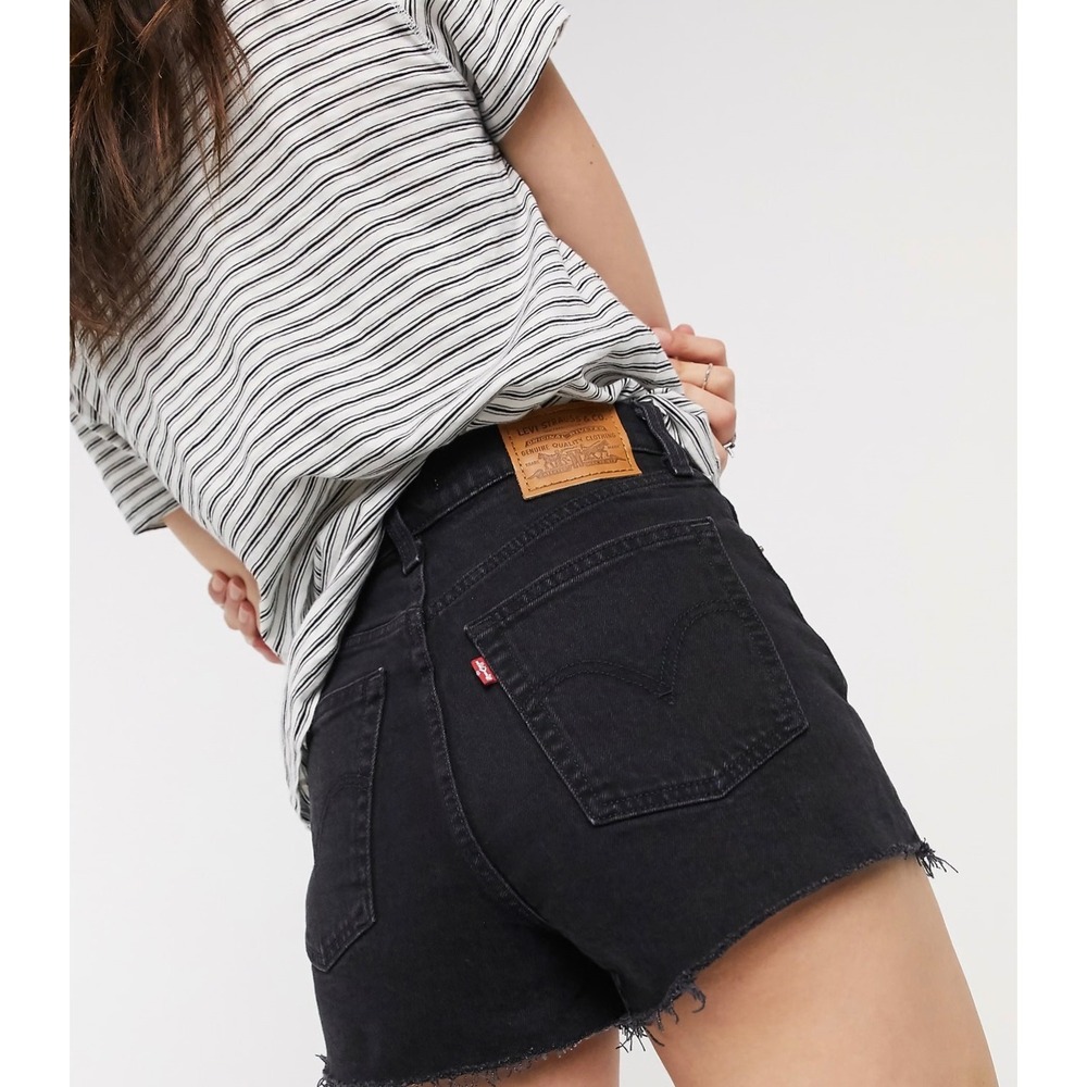 Levis sz 33 Ribcage High Rise Black Fringe Denim Cotton Button Fly Shorts 90's